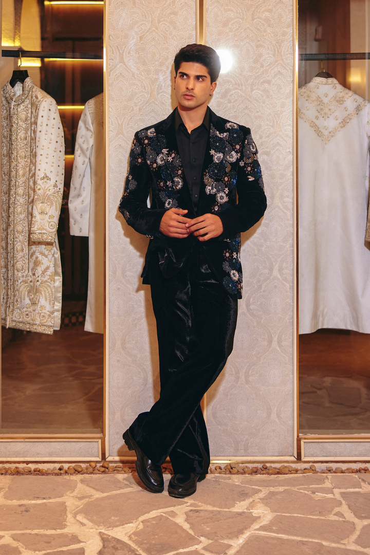Floral Embroidery Suit Set